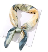 Bedruckter Seidenschal für Damen